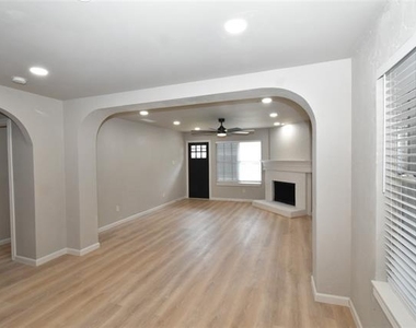 311 Stell Avenue - Photo Thumbnail 11