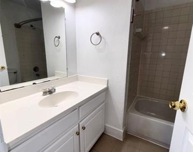 4626 San Jacinto Street - Photo Thumbnail 19