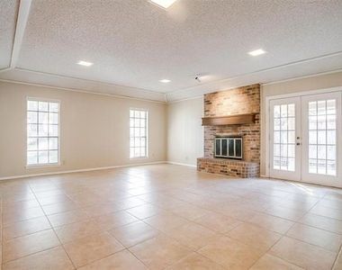 4860 Ledgestone Court - Photo Thumbnail 7