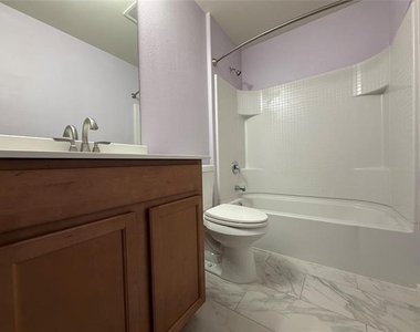 9913 Amosite Drive - Photo Thumbnail 14