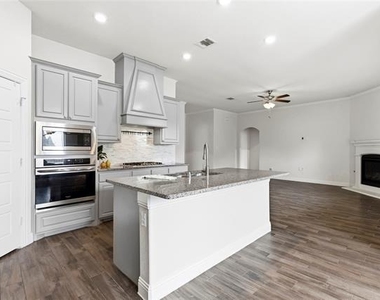3501 Chacon Creek Trail - Photo Thumbnail 13