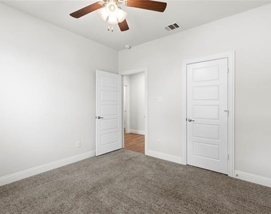 3501 Chacon Creek Trail - Photo Thumbnail 6