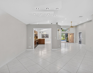7558 Ironbridge Circle - Photo Thumbnail 83