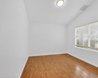 7558 Ironbridge Circle - Photo Thumbnail 26