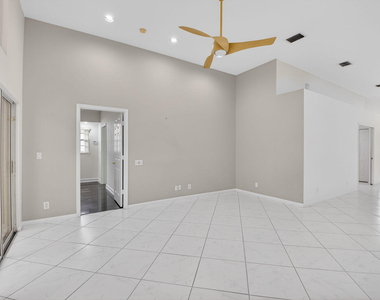 7558 Ironbridge Circle - Photo Thumbnail 11