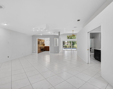 7558 Ironbridge Circle - Photo Thumbnail 77