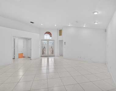 7558 Ironbridge Circle - Photo Thumbnail 81