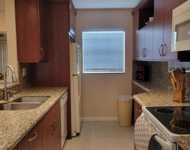 14629 Canalview Drive - Photo Thumbnail 10