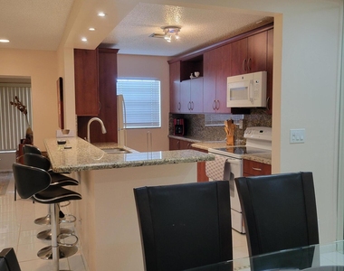 14629 Canalview Drive - Photo Thumbnail 11