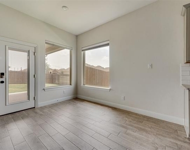 11104 Canyon Mine Drive - Photo Thumbnail 6