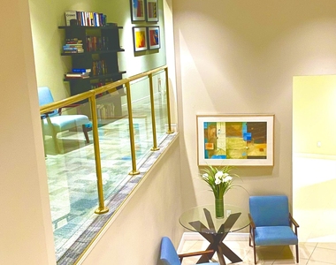 610 Clematis Street - Photo Thumbnail 27