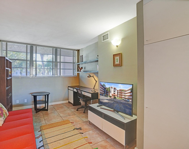 1831 Sabal Palm Drive - Photo Thumbnail 30