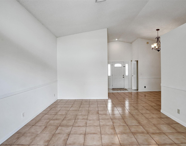 3151 Nw 107th Drive - Photo Thumbnail 1