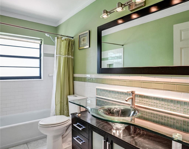 3151 Nw 107th Drive - Photo Thumbnail 17