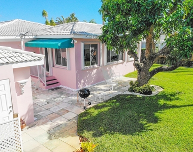 3216 Karen Drive - Photo Thumbnail 3