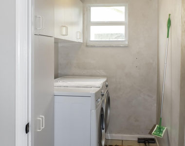 874 Blueberry Drive - Photo Thumbnail 21