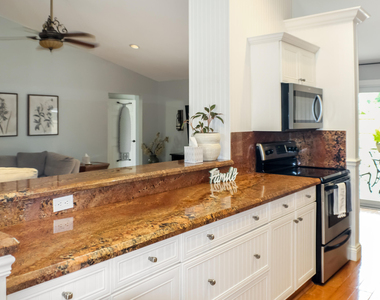 874 Blueberry Drive - Photo Thumbnail 7