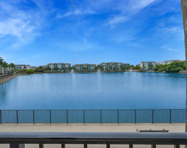 4716 Nw 84th Court - Photo Thumbnail 9