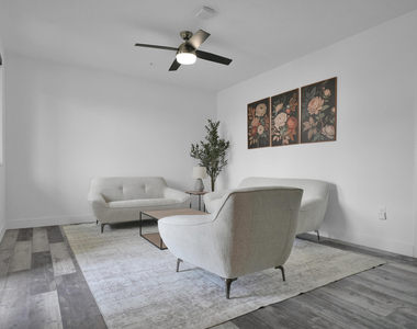 4716 Nw 84th Court - Photo Thumbnail 11