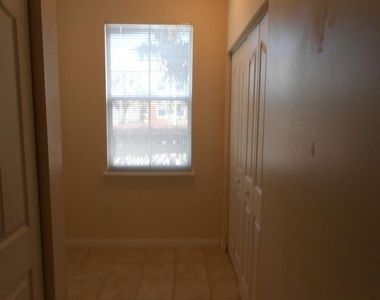 9905 Baywinds Boulevard - Photo Thumbnail 7
