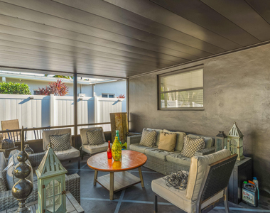 2816 Ne 9th Terrace - Photo Thumbnail 23