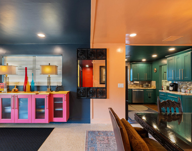 2816 Ne 9th Terrace - Photo Thumbnail 2