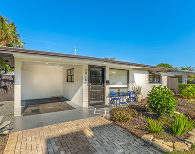2816 Ne 9th Terrace - Photo Thumbnail 18