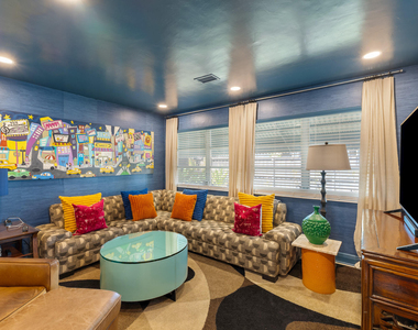 2816 Ne 9th Terrace - Photo Thumbnail 6