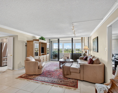 3589 S Ocean Boulevard - Photo Thumbnail 6