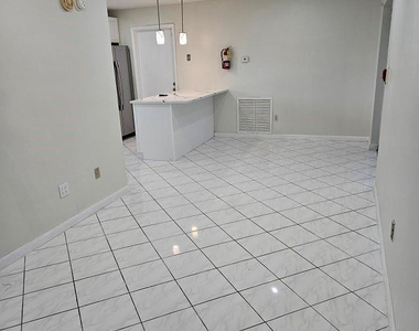 6380 Nw 25th Court - Photo Thumbnail 9