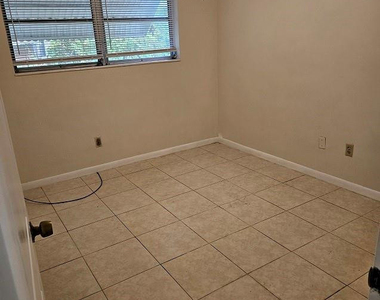 6380 Nw 25th Court - Photo Thumbnail 1
