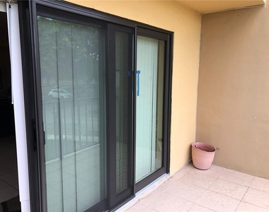 10411 N Kendall Drive - Photo Thumbnail 4