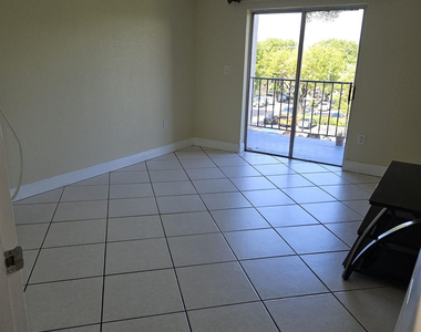 5665 W 20th Avenue - Photo Thumbnail 4