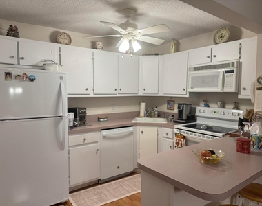 417 Pine Glen Lane - Photo Thumbnail 1