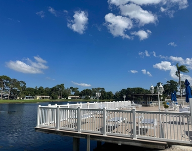 417 Pine Glen Lane - Photo Thumbnail 19