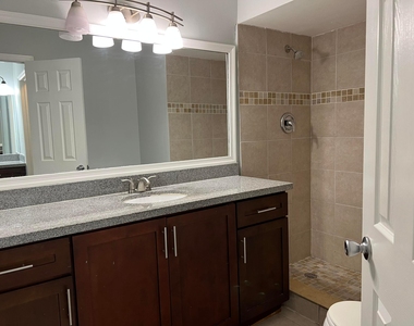 8244 Nw 9th Street - Photo Thumbnail 25