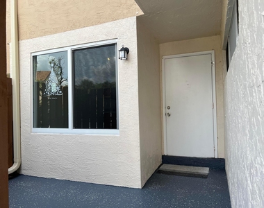 8244 Nw 9th Street - Photo Thumbnail 11