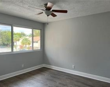 8244 Nw 9th Street - Photo Thumbnail 19