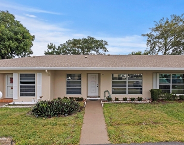 8555 Bella Vista Drive - Photo Thumbnail 16