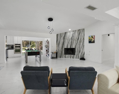 12231 Areaca Drive - Photo Thumbnail 8