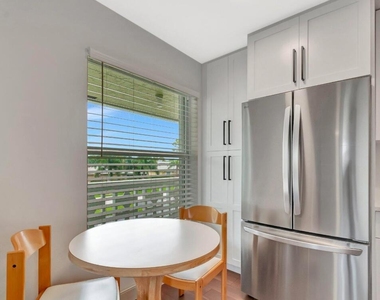 1140 Mahogany Way - Photo Thumbnail 26
