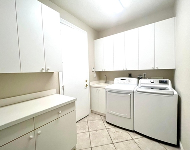 19474 Saturnia Lakes Drive - Photo Thumbnail 28