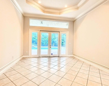 19474 Saturnia Lakes Drive - Photo Thumbnail 3
