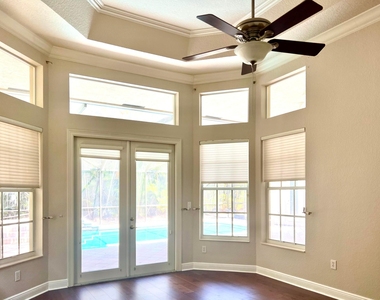 19474 Saturnia Lakes Drive - Photo Thumbnail 15