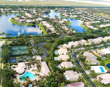 19474 Saturnia Lakes Drive - Photo Thumbnail 33