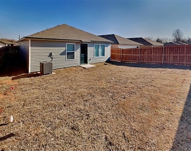 3333 Hondo Terrace - Photo Thumbnail 17