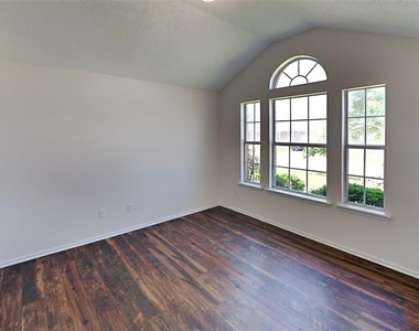 12408 Sw 12th Street - Photo Thumbnail 6