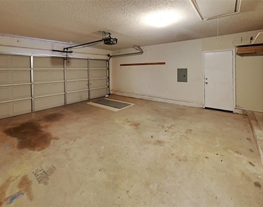 12408 Sw 12th Street - Photo Thumbnail 13