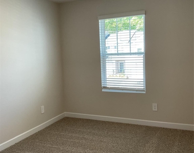5042 Kellaher Place - Photo Thumbnail 18