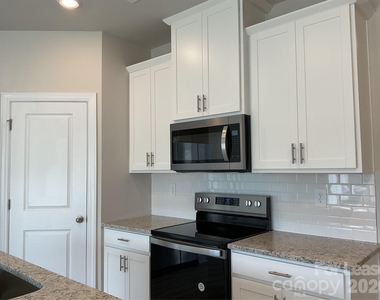 5042 Kellaher Place - Photo Thumbnail 3